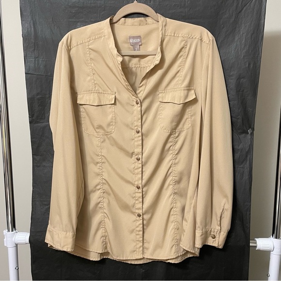Chico's Tan Women’s Blouse 2 Shimmer Sparkling Party Holiday*READ* - Picture 1 of 6